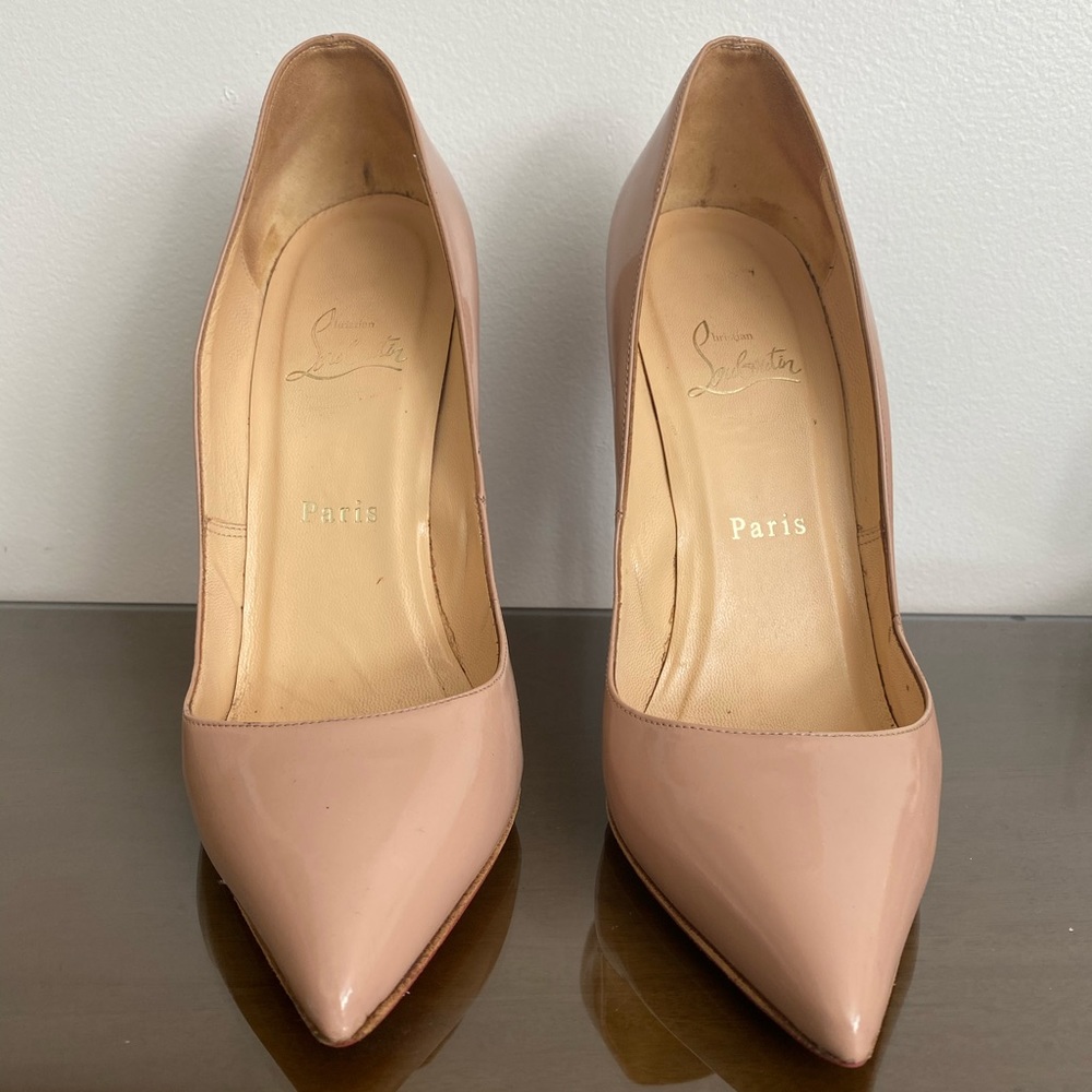Christian Louboutin So Kate Nude 38 - Gem